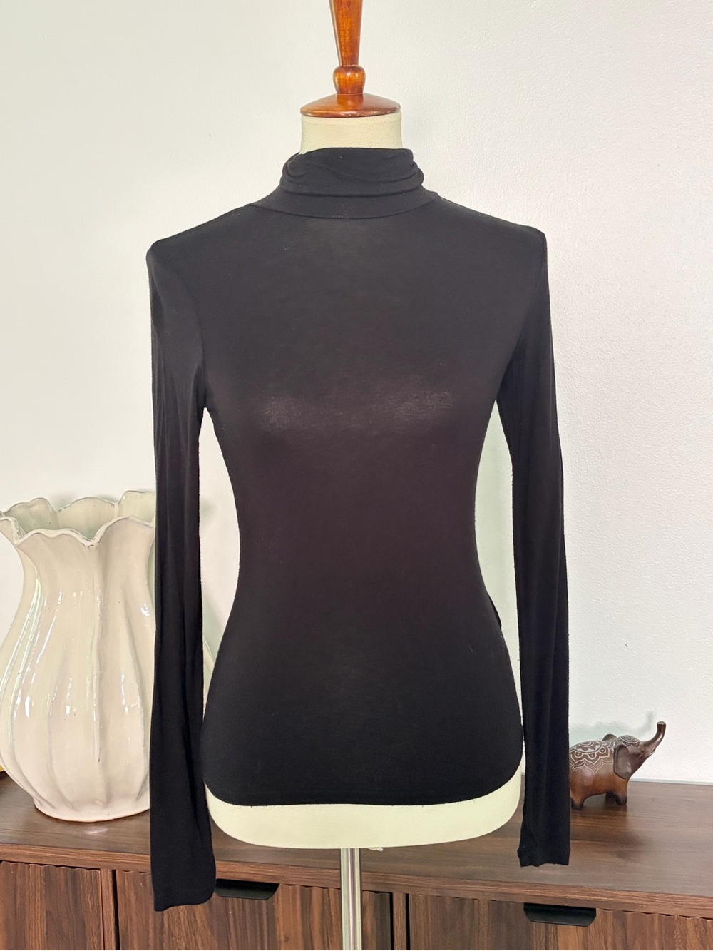 H&M‎ Black Long-Sleeve Turtleneck Top